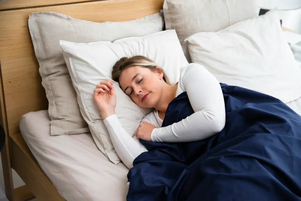 Hypnotherapy session helping a client achieve restful sleep